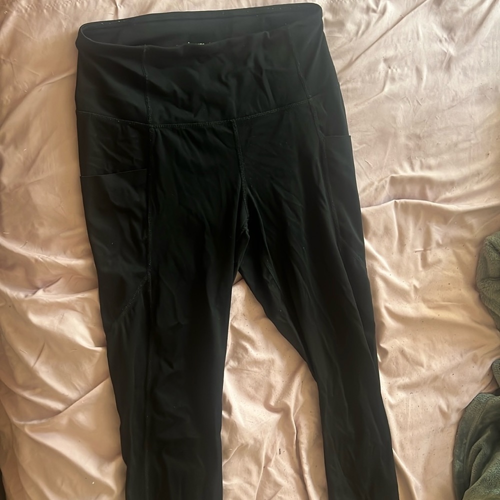 black leggings